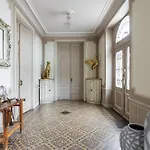 Au Chateau 105 Kwatera prywatna *